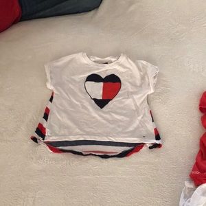 Tommy Hilfiger girl t-shirt sz M